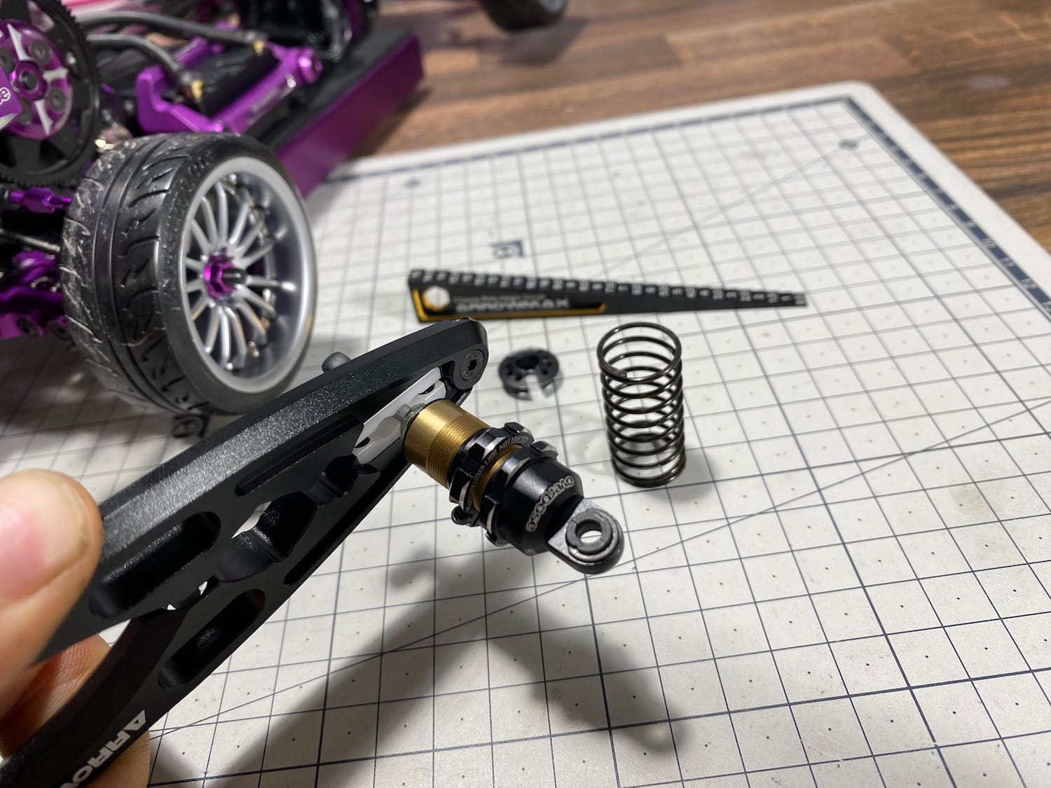 ARROWMAX kleště na tlumiče Multi Shock Clamp V3 (Black)