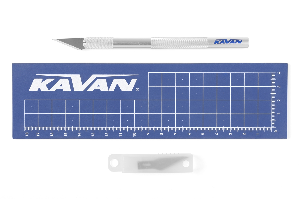 Kavan Nůž s Řezací Podložkou
