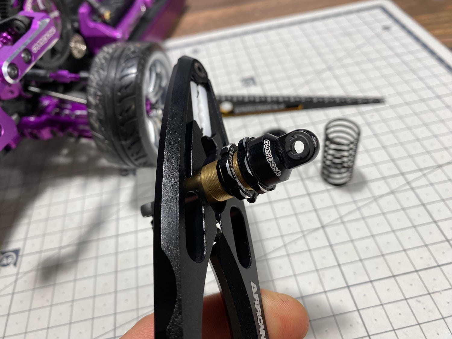 ARROWMAX kleště na tlumiče Multi Shock Clamp V3 (Black)